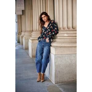 Catherine Gee Daria French Cuff Silk Blouse in Boots Black	L NWT Quiet Luxury